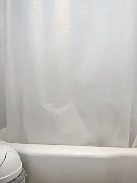 Snapshot of Juan-enrique chatting on January 19, 2026, 3:49 pm Juan-enrique online show from January 19, 2026, 3:49 pm