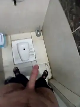 Snapshot of ejderizmirde chatting on February 7, 2026, 7:56 am ejderizmirde online show from February 7, 2026, 7:56 am