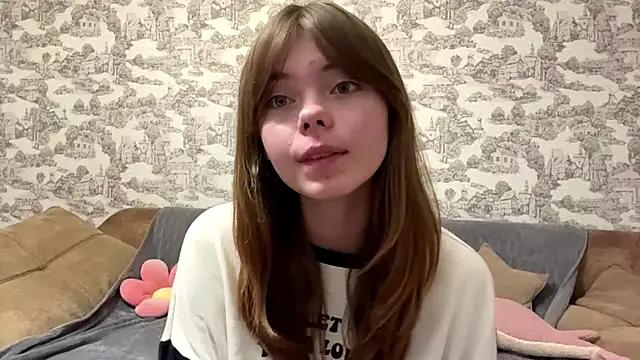 CoralinaEastoy online show from September 9, 2025, 9:36 pm