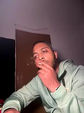 Minidemonkush online show from December 21, 2025, 3:24 am