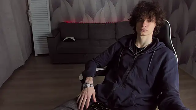 Snapshot of Edvard_Blare chatting on October 8, 2025, 3:20 pm Edvard Blare online show from October 8, 2025, 3:20 pm