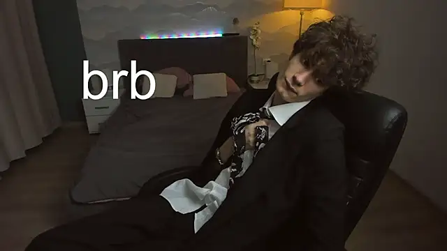 Snapshot of Edvard_Blare chatting on October 15, 2025, 3:45 pm Edvard Blare online show from October 15, 2025, 3:45 pm