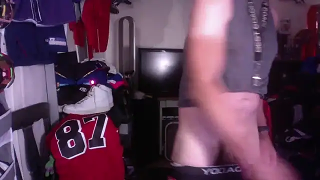 DILFJockDad87 online show from March 23, 2026, 10:47 pm