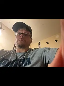 69ReVeaLxh online show from November 19, 2025, 2:11 am