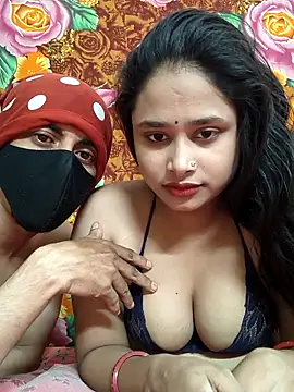 Seducing couple online show from March 28, 2026, 4:12 am