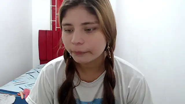 keilicita tonny 18 online show from January 14, 2026, 11:49 am