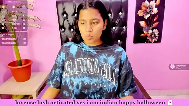 INDIANFLAME online show from November 17, 2025, 7:03 am