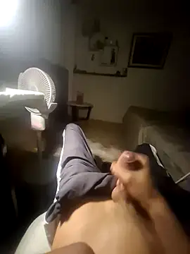 Snapshot of Thepanda18205 chatting on November 13, 2025, 7:40 am Thepanda18205 online show from November 13, 2025, 7:40 am