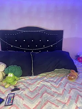 Snapshot of terra_sunligth chatting on September 19, 2025, 2:35 am terra sunligth online show from September 19, 2025, 2:35 am