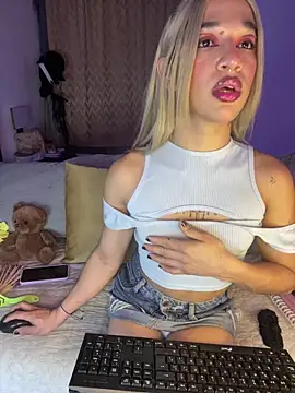 Snapshot of terra_sunligth chatting on October 22, 2025, 10:09 pm terra sunligth online show from October 22, 2025, 10:09 pm