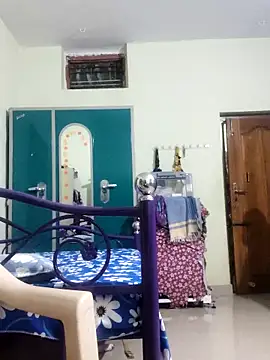 papukurty online show from September 30, 2025, 2:44 pm