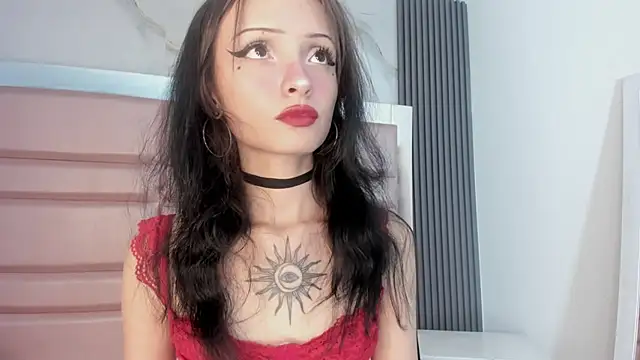 Snapshot of MaddieStark chatting on September 16, 2025, 6:42 pm MaddieStark online show from September 16, 2025, 6:42 pm