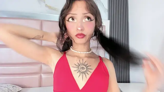 Snapshot of MaddieStark chatting on October 28, 2025, 7:05 pm MaddieStark online show from October 28, 2025, 7:05 pm