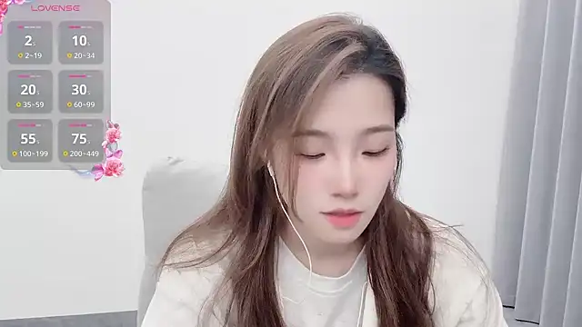 Snapshot of yuyu_77 chatting on October 29, 2025, 6:09 pm yuyu 77 online show from October 29, 2025, 6:09 pm