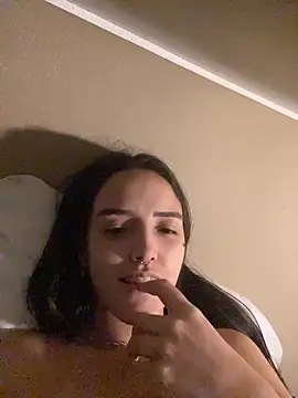 Snapshot of Casal_Wedd chatting on November 18, 2025, 10:36 pm Casal Wedd online show from November 18, 2025, 10:36 pm