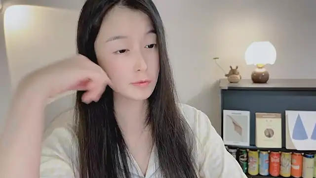 Snapshot of Onechestnut chatting on April 14, 2026, 1:06 pm Onechestnut online show from April 14, 2026, 1:06 pm