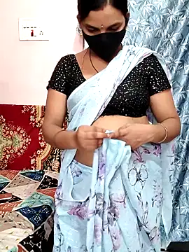 Snapshot of Lalitha-1995 chatting on June 5, 2026, 4:41 am Lalitha-1995 online show from June 5, 2026, 4:41 am