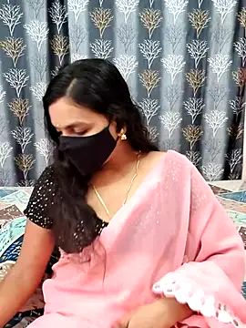 Snapshot of Lalitha-1995 chatting on July 16, 2026, 4:51 am Lalitha-1995 online show from July 16, 2026, 4:51 am