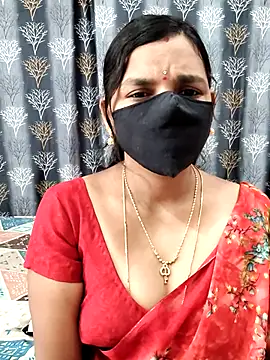 Snapshot of Lalitha-1995 chatting on July 18, 2026, 5:00 am Lalitha-1995 online show from July 18, 2026, 5:00 am