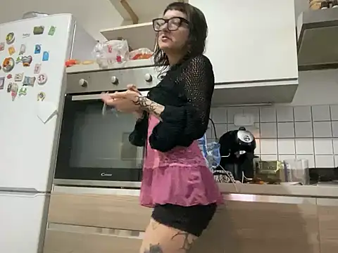 Snapshot of severingratty chatting on October 23, 2025, 4:06 pm severingratty online show from October 23, 2025, 4:06 pm