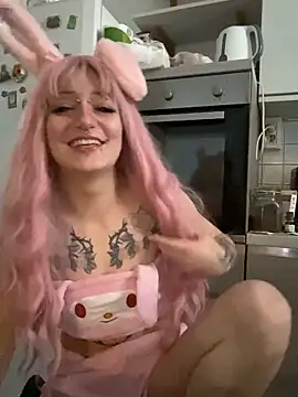 Snapshot of severingratty chatting on October 31, 2025, 3:46 pm severingratty online show from October 31, 2025, 3:46 pm