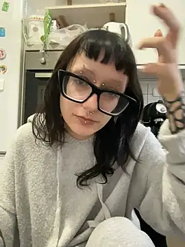 Snapshot of severingratty chatting on November 17, 2025, 7:58 am severingratty online show from November 17, 2025, 7:58 am