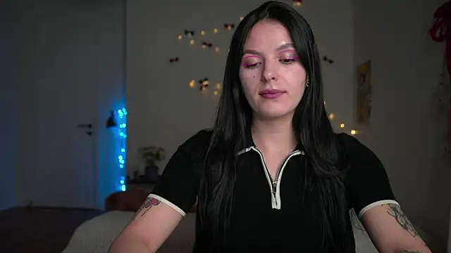 EwelynScott online show from January 14, 2026, 10:03 pm