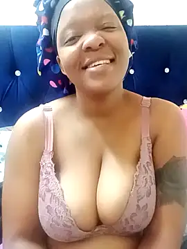 Snapshot of SexyMellon chatting on October 13, 2025, 2:17 pm SexyMellon online show from October 13, 2025, 2:17 pm