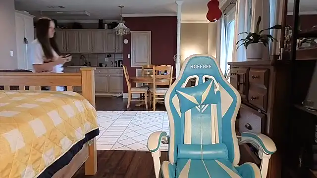 Snapshot of Blueeyedzaya_ chatting on October 8, 2025, 1:20 pm Blueeyedzaya online show from October 8, 2025, 1:20 pm