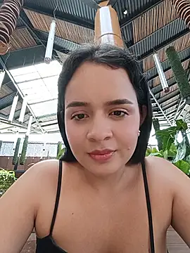 Snapshot of Lambedora_69 chatting on June 10, 2026, 7:13 pm Lambedora 69 online show from June 10, 2026, 7:13 pm