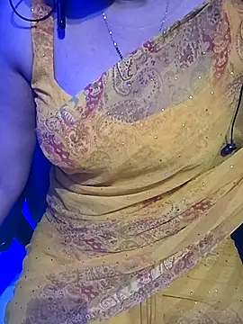 Snapshot of Anuforyou19 chatting on October 14, 2025, 5:03 pm Anuforyou19 online show from October 14, 2025, 5:03 pm