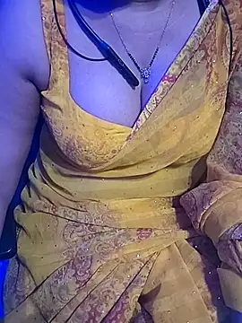 Snapshot of Anuforyou19 chatting on October 15, 2025, 5:07 am Anuforyou19 online show from October 15, 2025, 5:07 am