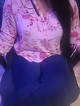 Snapshot of Anuforyou19 chatting on October 16, 2025, 8:37 am Anuforyou19 online show from October 16, 2025, 8:37 am