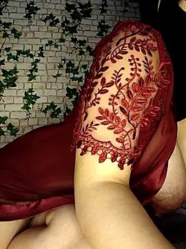 yaraa49 online show from April 8, 2026, 5:51 am