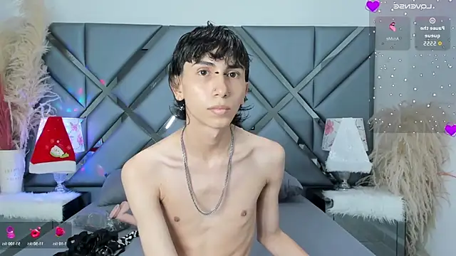 Snapshot of Milan_LewisS chatting on December 2, 2025, 1:05 pm Milan LewisS online show from December 2, 2025, 1:05 pm