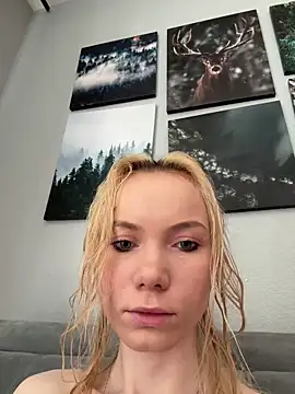 AliceFrost online show from May 11, 2026, 9:04 am