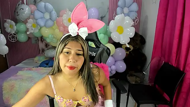 Mindy 19 online show from March 31, 2026, 10:59 am