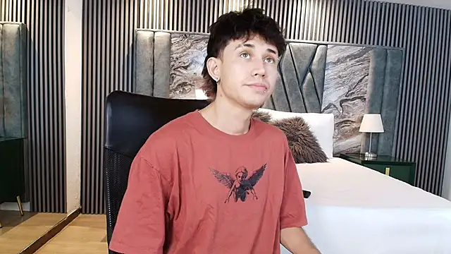 Michael blue online show from February 13, 2026, 7:43 pm