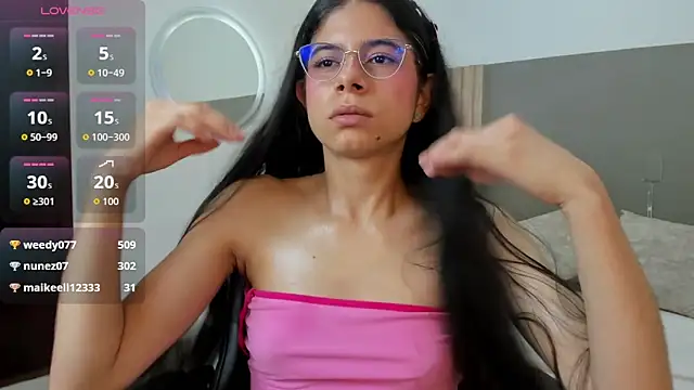 Snapshot of carlina_15 chatting on February 6, 2026, 12:26 am carlina 15 online show from February 6, 2026, 12:26 am