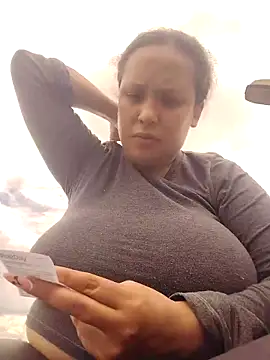 You-sexy-starr online show from October 11, 2025, 4:27 pm