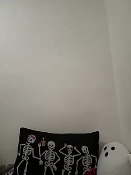 Snapshot of babykalirose chatting on November 2, 2025, 3:53 am babykalirose online show from November 2, 2025, 3:53 am