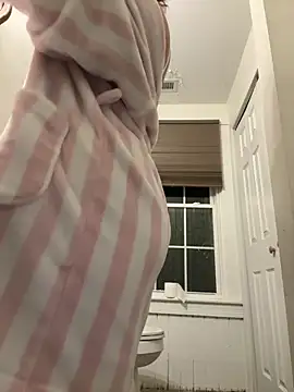 babykalirose online show from February 17, 2026, 3:58 am