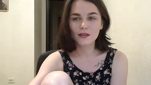 Silviaa a online show from May 25, 2026, 8:15 pm