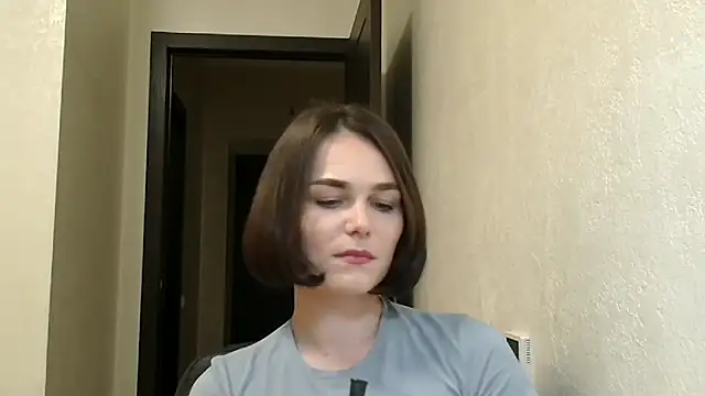 Silviaa a online show from June 18, 2026, 7:40 pm