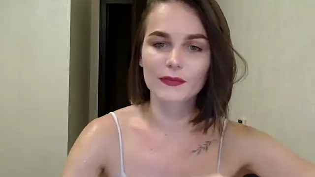 Silviaa a online show from August 6, 2026, 8:33 pm