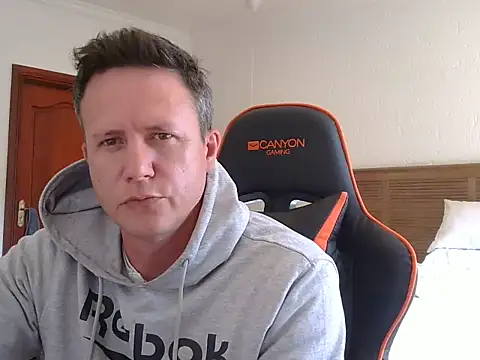 TroyDieselXXX online show from June 1, 2026, 7:32 am