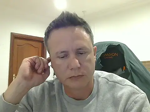 Snapshot of TroyDieselXXX chatting on July 14, 2026, 6:13 pm TroyDieselXXX online show from July 14, 2026, 6:13 pm