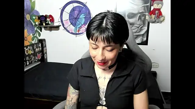 Luna0ciaran online show from December 20, 2025, 6:20 am