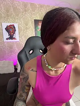 Scaarlettfox online show from October 3, 2025, 3:47 am