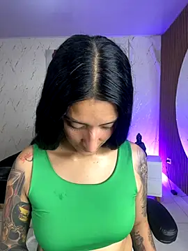 Scaarlettfox online show from November 12, 2025, 6:41 pm